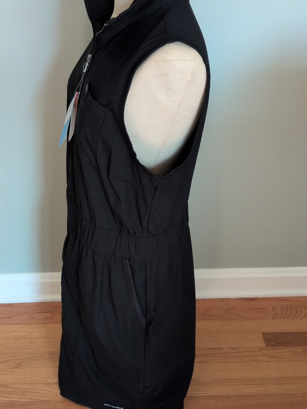 Columbia Black Leslie Falls II Active Zip-Front Vest Dress - Picture 7 of 16